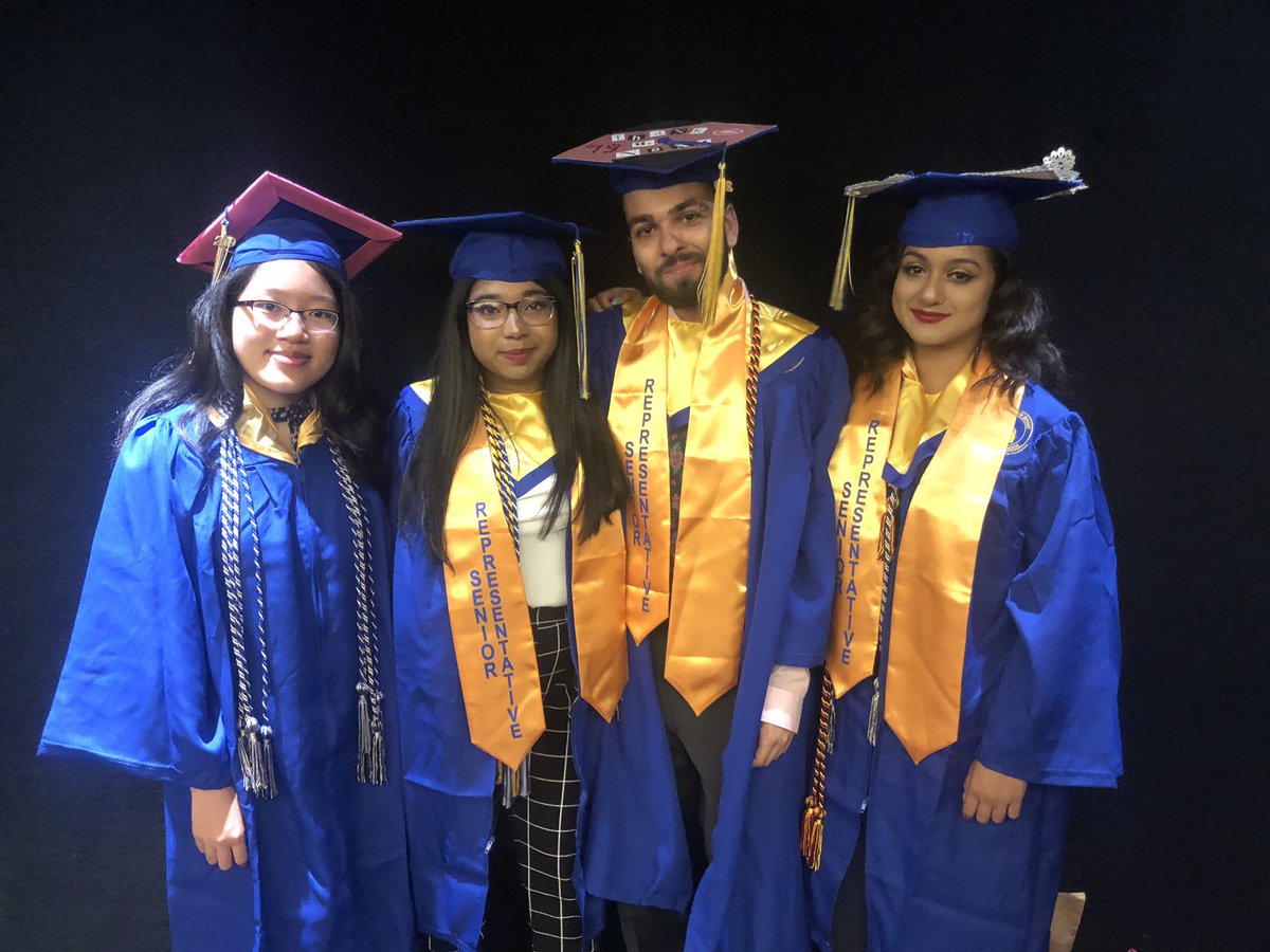 bryant_wc's tweet photo. Everyone is graduation ready!! Congrats class is 2019! @DOEChancellor @WCBryantHSLIC https://t.co/tnb2bjuWL3
