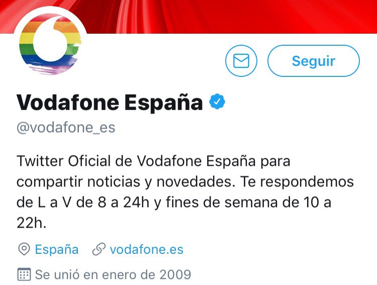 UJComunista_ tweet picture