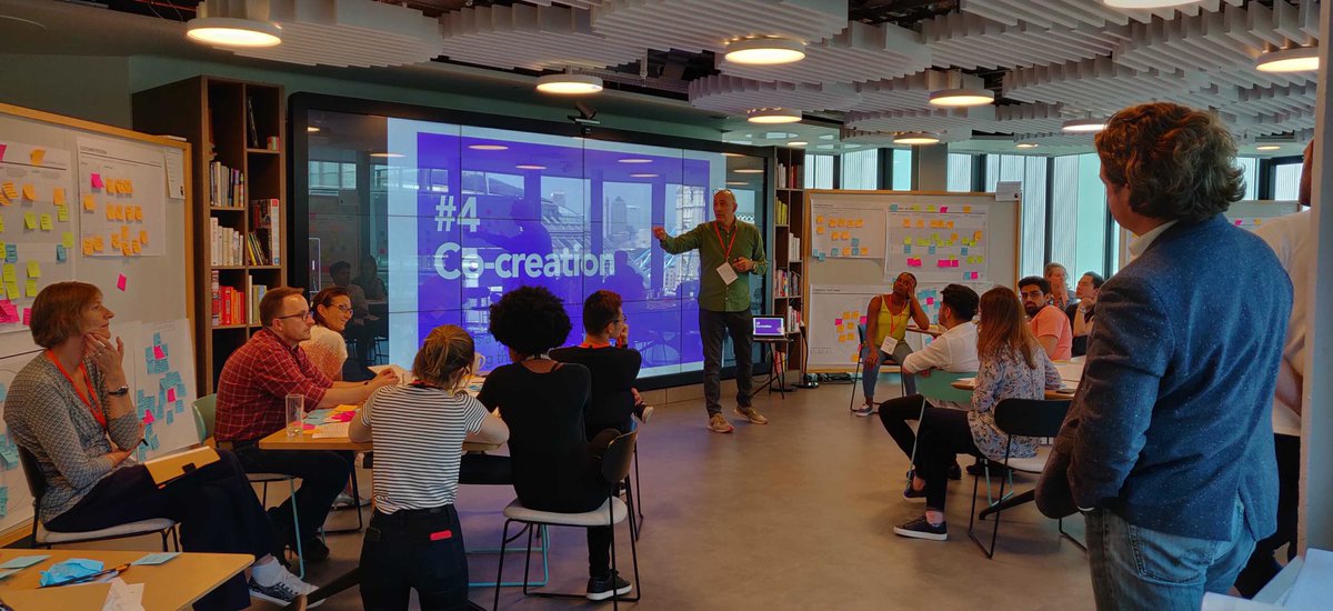 DKDesignThinker's tweet image. Enjoying working with the brilliant BXT team @PwC delivering a new vision for tech-enabled consulting based on a user centred approach. #designthinking