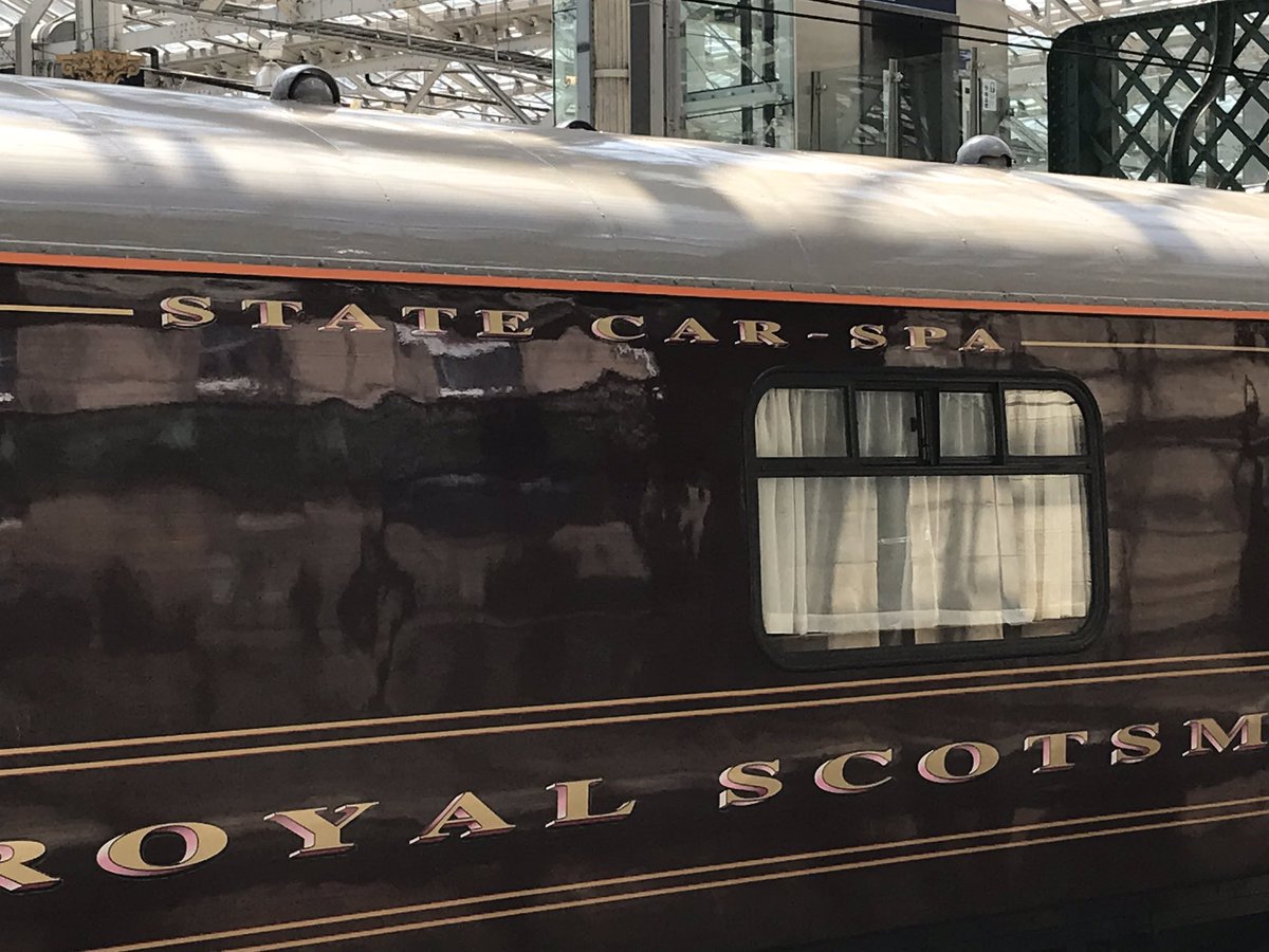 Every railway should have one! #spacar #theroyalscotsman