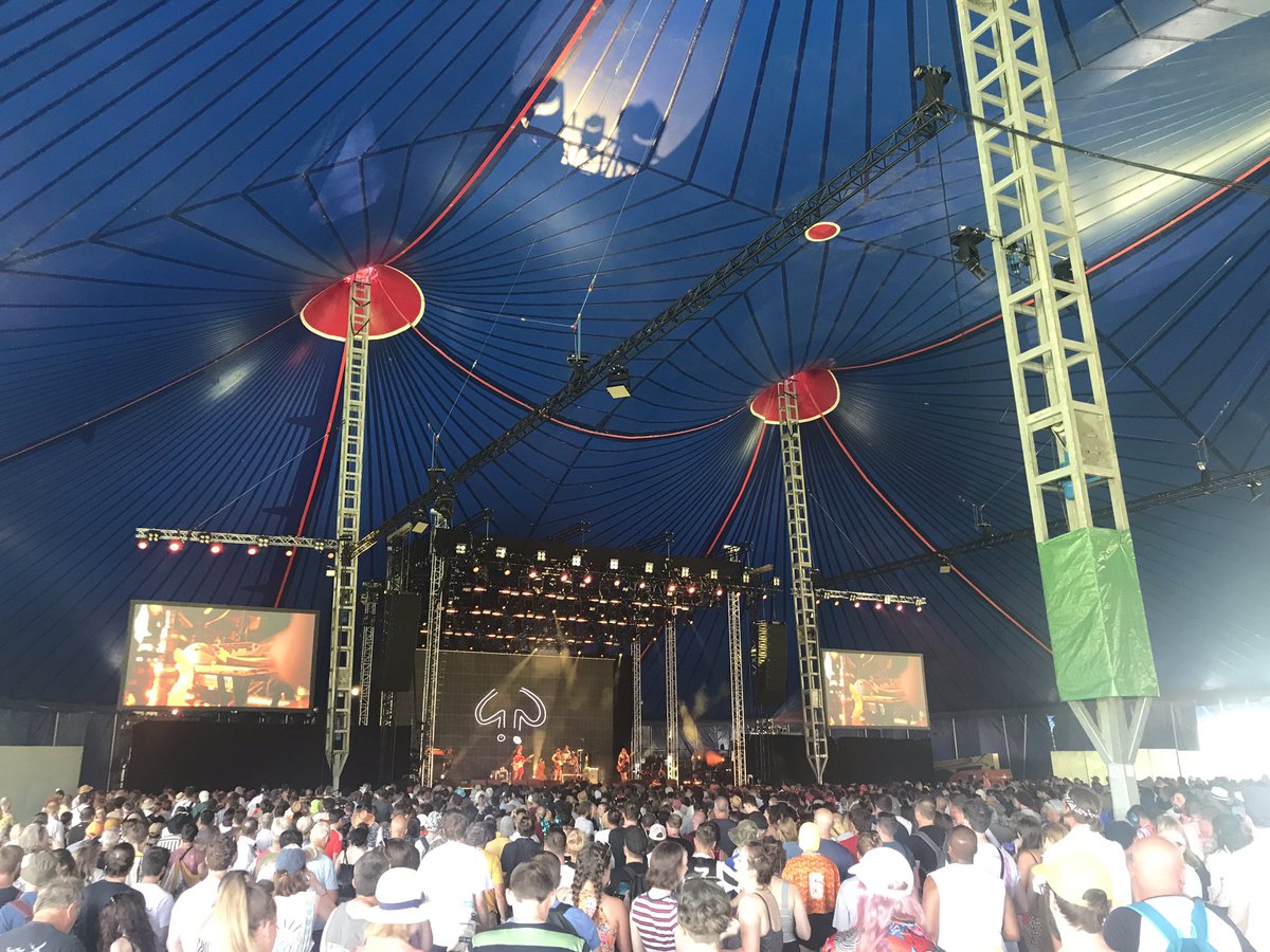 livebandsuk's tweet photo. Over at the @johnpeel2019 stage now for the very amazing #goatgirl 💥
#Glastonbury @GlastoFest @GlastoLive @glasto #livemusic @BBC6Music https://t.co/4tSJLGSYfk