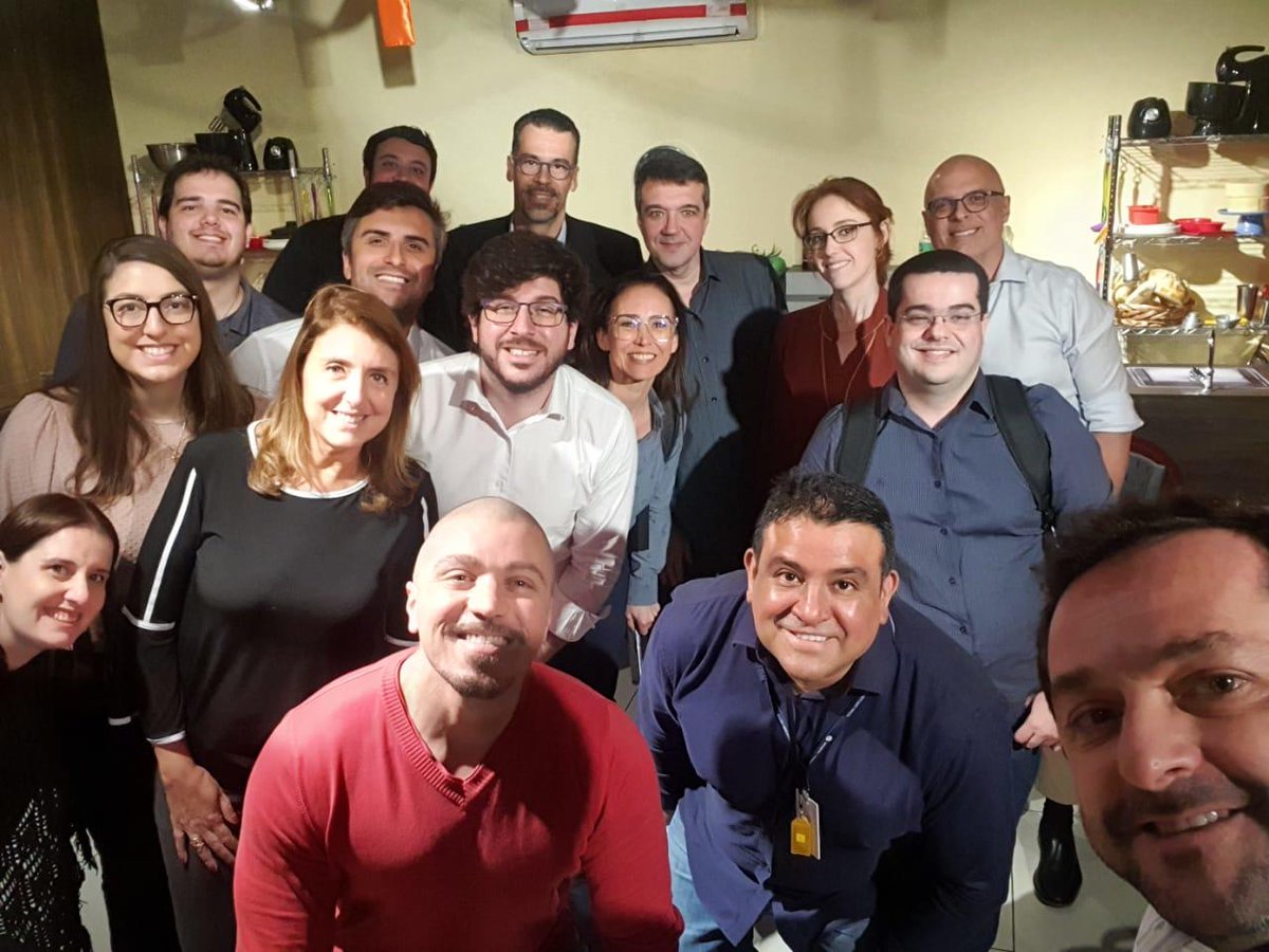 PractiaGlobal's tweet photo. UIPath no Escape60
No dia 17/06, foi realizado no #Escape60 um evento de integração entre a UiPath e a #PractiaBrasil. O grupo participou de uma experiência inovadora em uma sala de escape, e depois foram apresentados aos vendedores a metodologia #SMARTBPA e sua abordagem.
#RPA https://t.co/EVZl2iDq5O