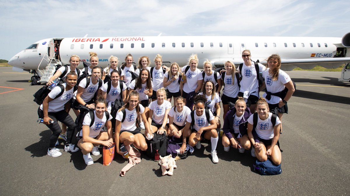 Destination: Lyon 🛫

#Lionesses