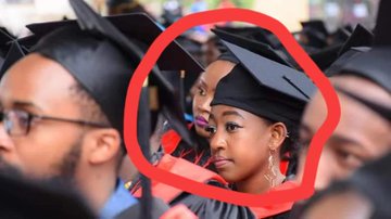 nurkiya13's tweet photo. This is why we remain loyalists to #tangatanga Imagine Kids of Dynasties studying Overseas only to come back home dry heads.
@WilliamsRuto is always an inspiration for Sons and Daughters of the Soil.
Congratulations Stephanie
#safaricom
#SU2019Graduation
#Strathmore19
#Mpesa https://t.co/jNOdUK9WFA