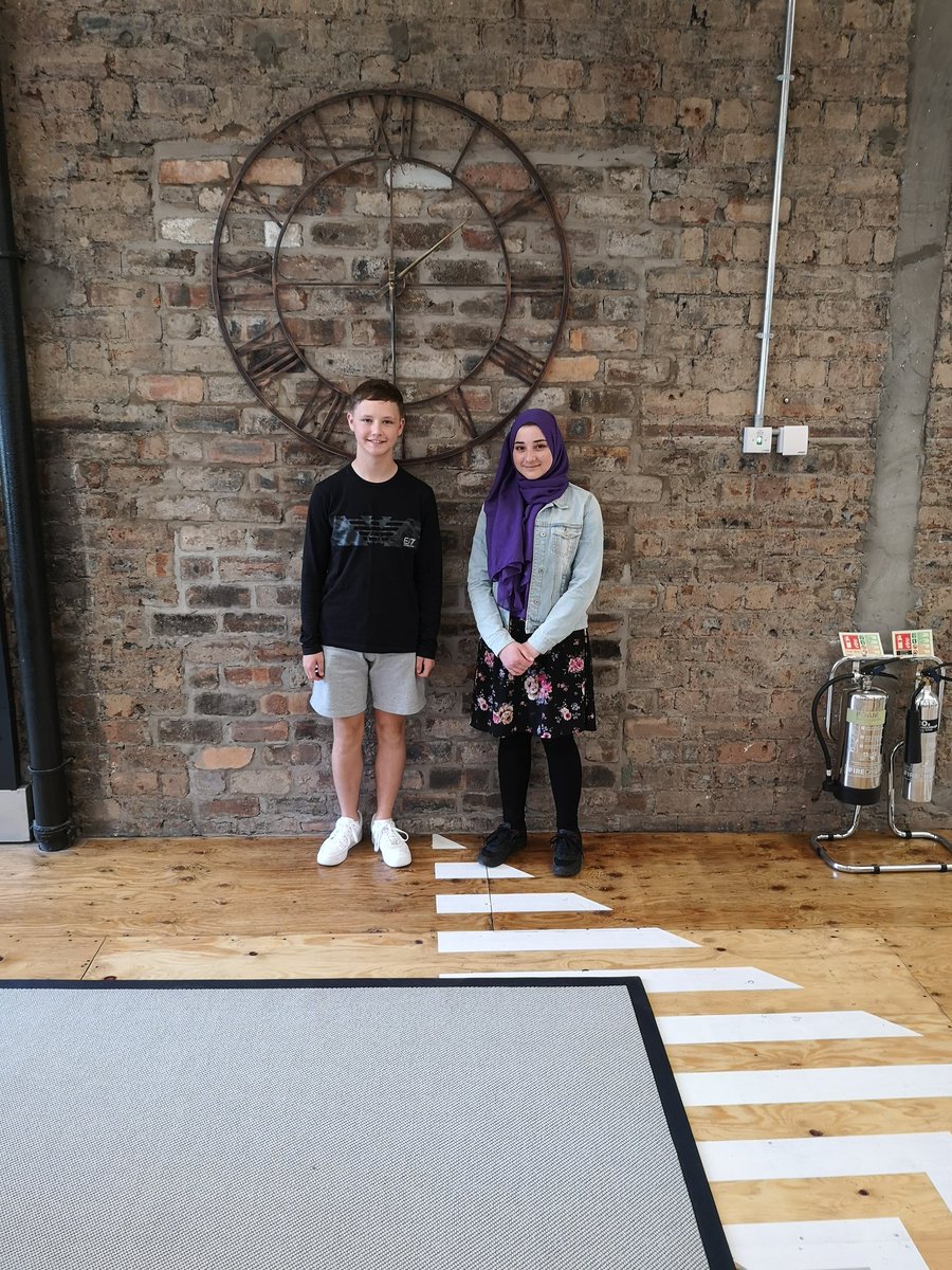 mcfadzeanc's tweet photo. Brilliant to see our young people out of their comfort zones and enjoying their work placements at @AutoRek through @CareerReadyUK they've had an, amazing time so far and even get free pizza on a Friday.
#LochendsYoungWorkforce
#SocialMobility
@LourdesSec @LochendHigh https://t.co/qvtuylaGGO