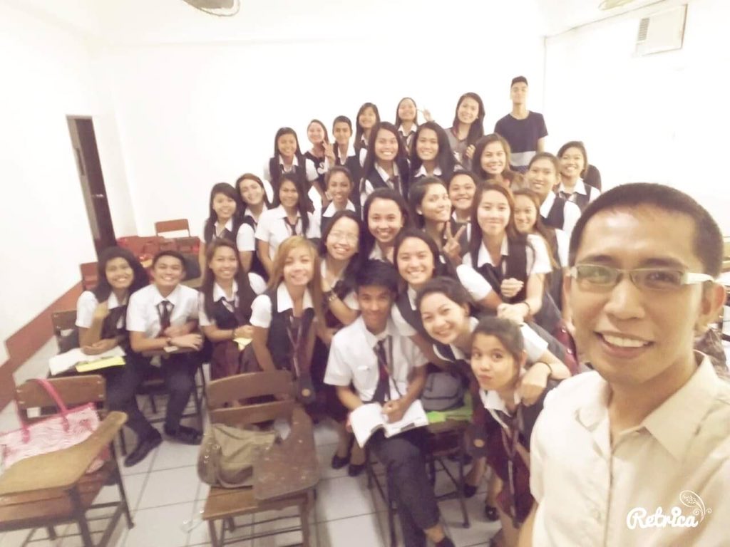 iPsyCARLogy's tweet image. Way back 2015. Ang bilis ng panahon. Ga-graduate na nga naman ang mga batang ito. Congratulations Class of 2019! ❤️
#CARLearning. #teacheREMAN. #BSBA. #Education. #PoliticalScience. #LegalManagement. #Psychology.  #UBCV. #GeneralPsychology.