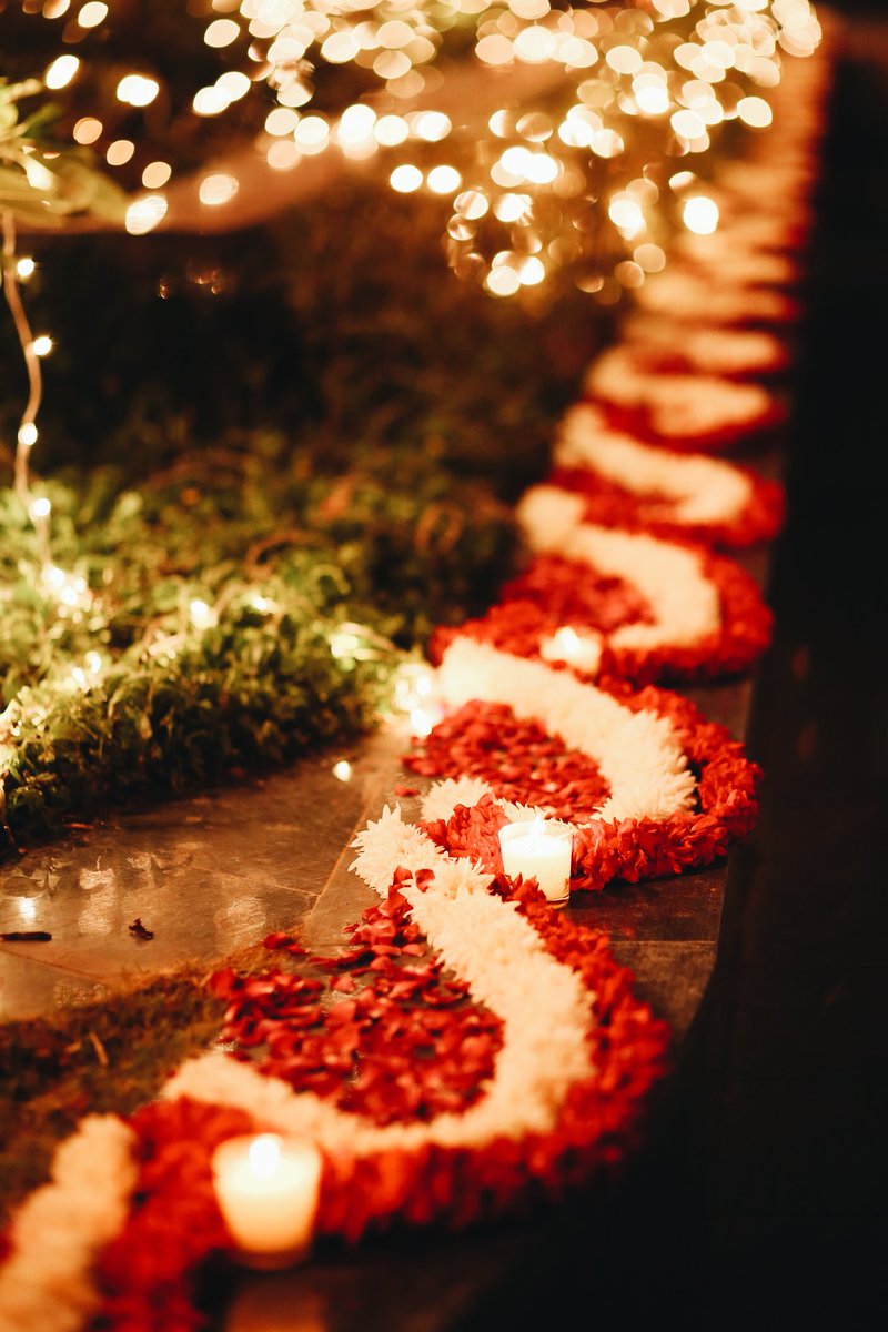 bugs_designbug's tweet image. The most popular and possibly the most adored flower for weddings is the marigold. We added small candles to accentuate the beauty of these rangoli designs!
#weddings #weddingplanner #weddingplanning #weddigndesigner #rangoli #marigoldrangoli #candles #floraldecor #floralrangoli