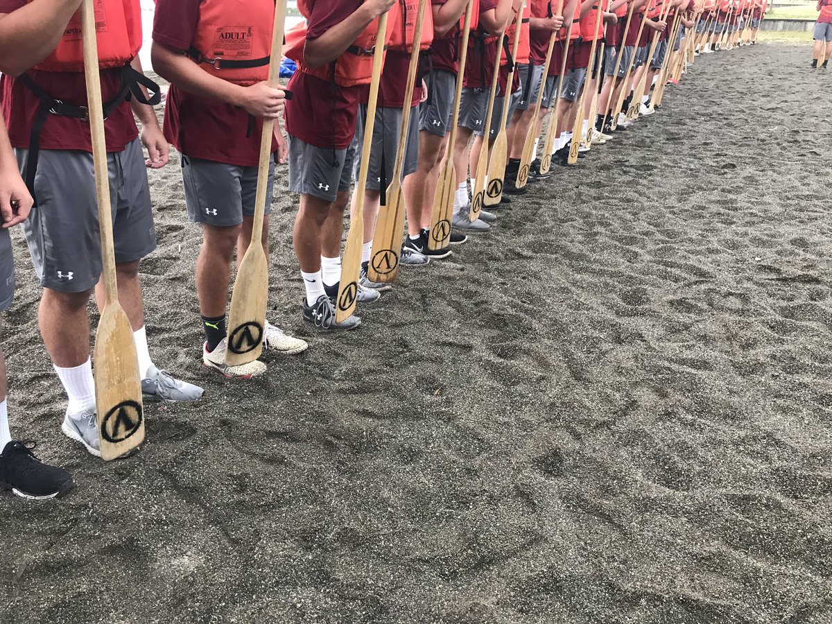 theprogramorg's tweet photo. Honored to be a part of the ‘tribe’ at Eastlake Wolves Football! #wsps @CoachDBartel @slifejr @gunfighter19 https://t.co/DXoelXPhSe