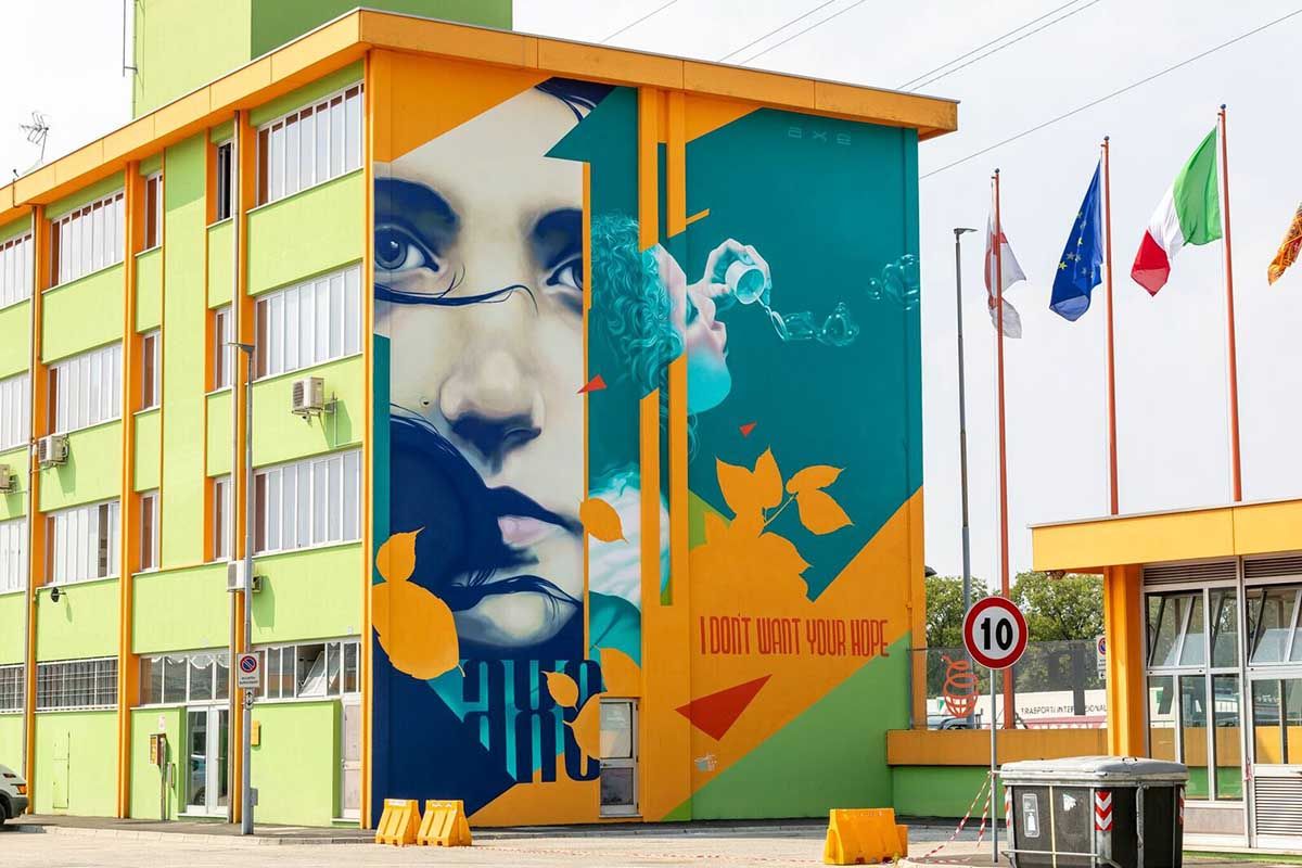 Questi 20 murales mangiano lo smog e purificano l’aria, come un grande ‘bosco invisibile’ ➡️buff.ly/2ZSCwQK