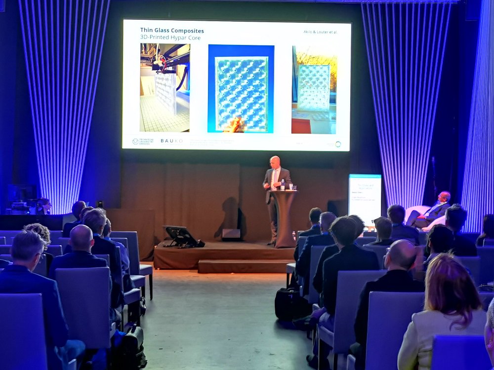 glassonweb's tweet photo. Christian Louter, TU Dresden:
Thin Glass for Architectural Applications
#GPD2019 #glassindustry #glass
@tudresden_de
@ChristianLouter https://t.co/74jRjoOwSI
