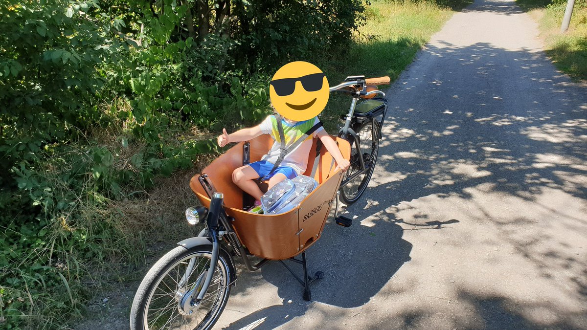 Smartelephant81's tweet image. We don&apos;t need a car 
Nevermore!!!
#GoGreen #pamuslide