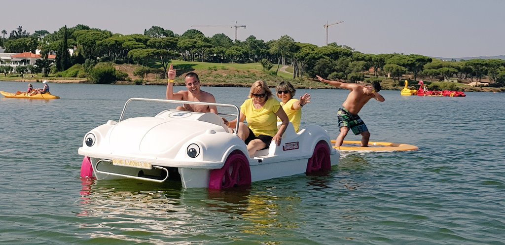 JLoucanas's tweet photo. Today we had at #vilardogolfresort an amazing #connectandcelebrate day where we could had a stunning afternoon with some members of our staff  🌍🙏😎 #Diamondresorts #LifeAtDiamond #OneTeam #nature #watersports #algarve #Portugal @LuisLorena2 @Ricardoelectrik https://t.co/tyePBLG06r