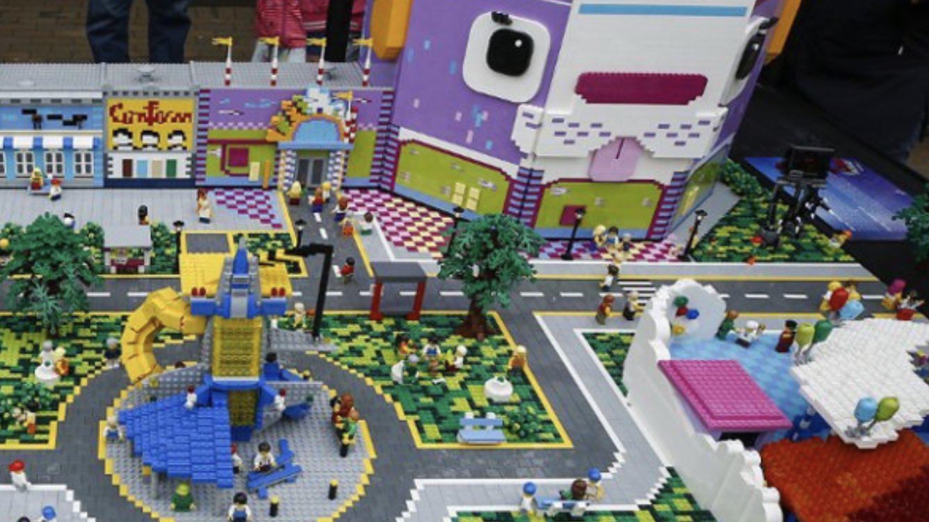 cigarro cigarro Prescripción Twitter 上的World of Theme Parks："LEGOLAND Billund - LEGO Movie World 2020 # LEGO #Legoland #billund #Denmark #movieworld #modell #Expansion  #flyingtheater https://t.co/zEvYi0FaXm" / Twitter