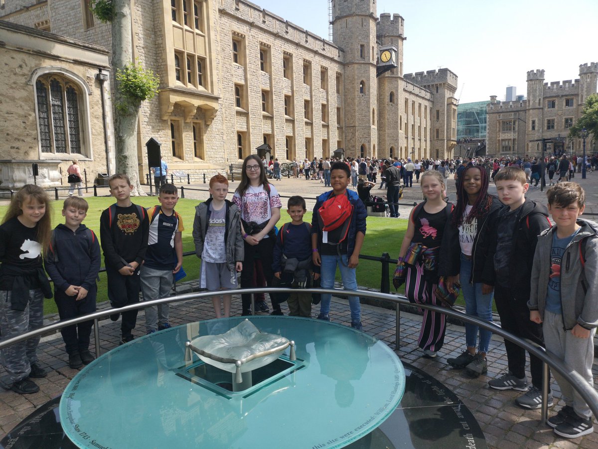 Haveley Hey 5W tweet media