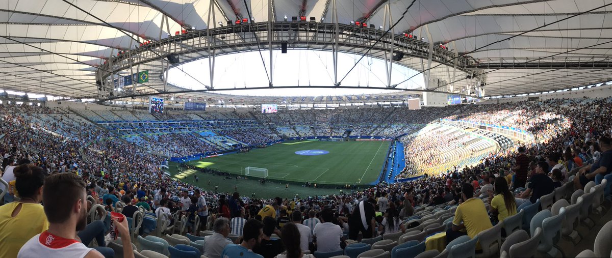 LucarneOpposee's tweet photo. Pour l’instant y’a moins de monde que pour Chili-Uruguay #CopaAmericaLO https://t.co/IDTdCBjsqx