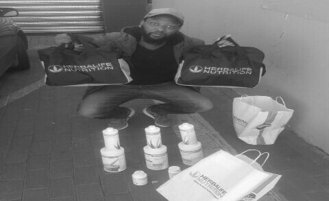 HerbLyfPaperBoi's tweet photo. #GirlTalkZA #GuyCodeZA #FridayFeeling #active 
To anybody looking to be active, or maybe you couldn't continue with your studies, or maybe you've been sending out your CVs like crazy for a minute now
LET'S ACHEIVE SOMETHING THIS YEAR
feel free to get in touch with me https://t.co/uuDTbiu6Ix