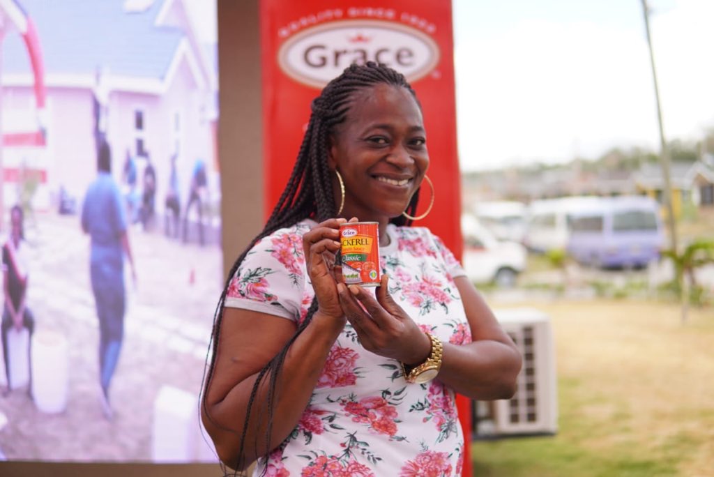 gracefoods's tweet image. Only Grace has #DiGoodFoodDem to make you both healthy and happy. #WhatIsGoingOnHere #WinnaHouse