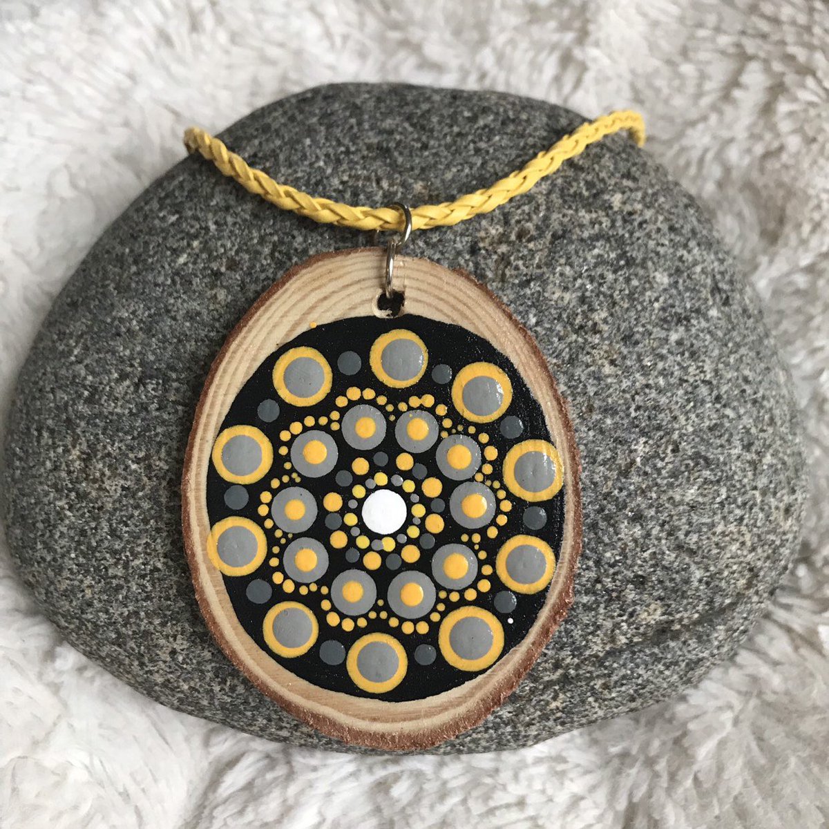 HKArtStudio18's tweet photo. Excited to share this item from my #etsy shop: Yellow and grey dotted necklace  #birthdaygift  #dots https://t.co/osutWRkKXi https://t.co/q6AEOp2vIz