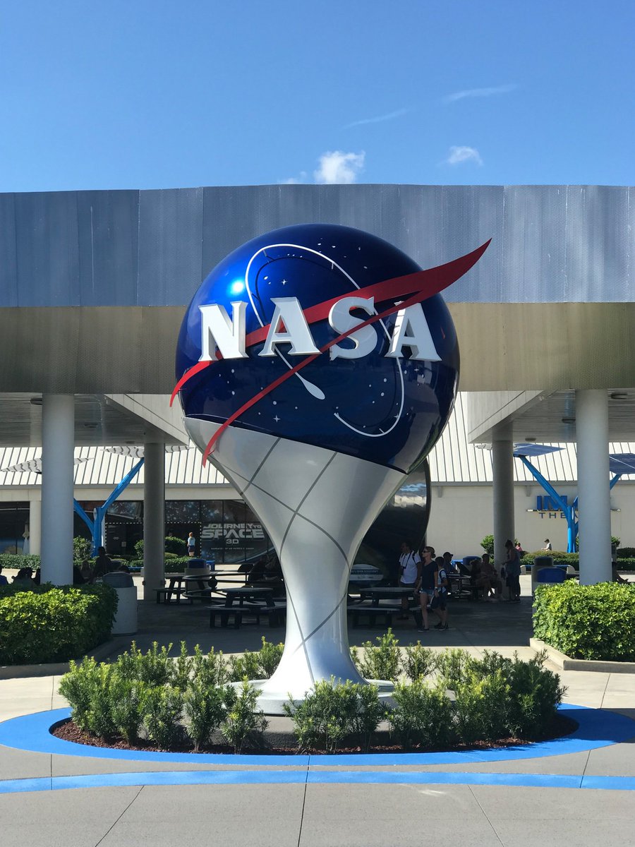 BTMSSTEM's tweet photo. β€οΈβin learnin in the summertime ππ°π©π‘π¬π π¦
#summertimescience
#STEMisfun
#gettingnewideas
#NASAScience https://t.co/4K9v6iNjhV