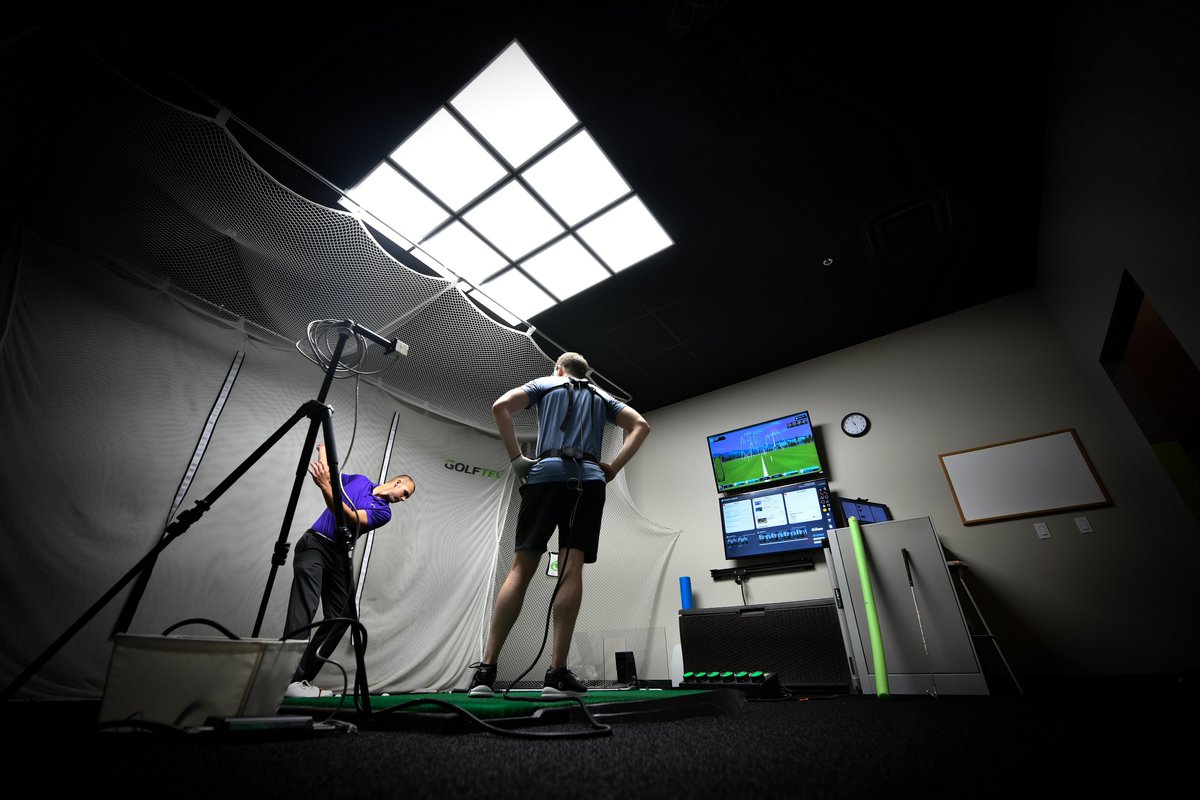 SeilerSkin's tweet image. If you need us, we'll be out on the green this weekend. 🏌️‍♂️🏌️‍♀️ Dr. Seiler and Jill have been upping their golf game lately with some help from @GOLFTEC here in Birmingham!