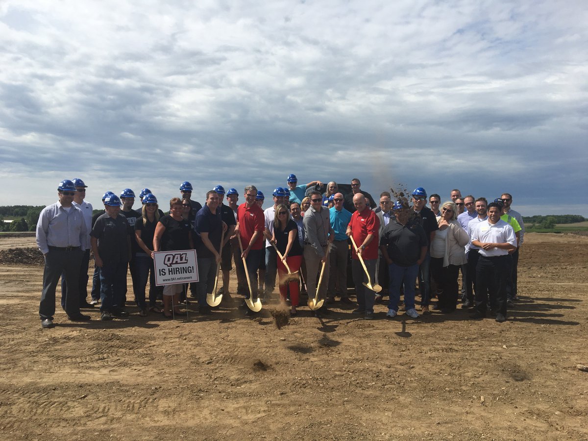 Kylle_MN's tweet photo. Congratulations to @QA1Motorsports &amp; @CityOfLakeville on the groundbreaking of their new facility! I so enjoyed working with all of you to secure @mndeed funds to help make this happen! https://t.co/Cd3hw4Vncj