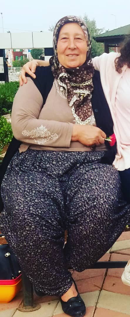 Tekrardan emine döndü bu fotoğrafa beğeni patlaması bekliyoruz
Olgun ve dolgun çiftler dmye