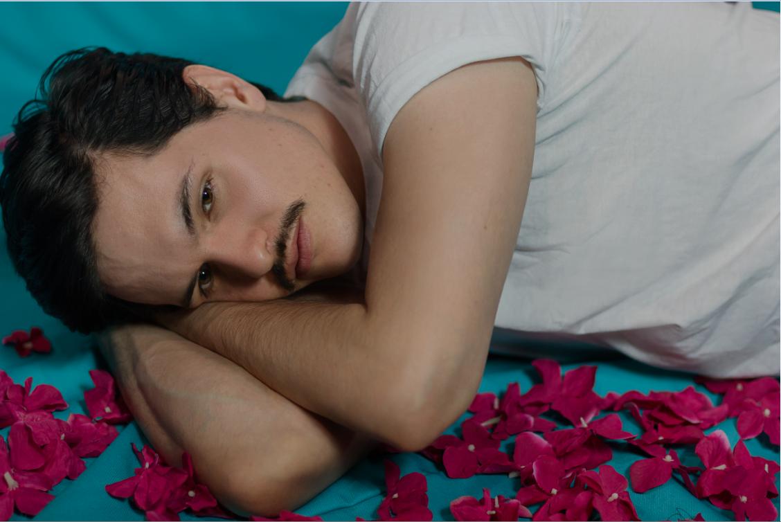 EEmpezo's tweet photo. Celebremos el amor y la aceptación de quienes somos. ¡Mañana estaremos en la #MarchaLGBT2019 CDMX y queremos verte ahi! 🏳️‍🌈 Asiste con tus amigos o seres queridos para recibir promociones. 🌺 #SerEsResistir #Orgullo41 https://t.co/V9wm5sbggD