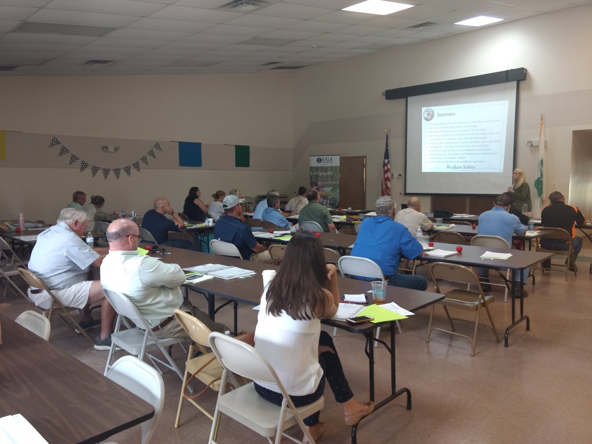 UGAEFS's tweet image. We had a great produce safety training in Tifton this week with our friends from #GaDeptAg and Produce Food Safety Services.