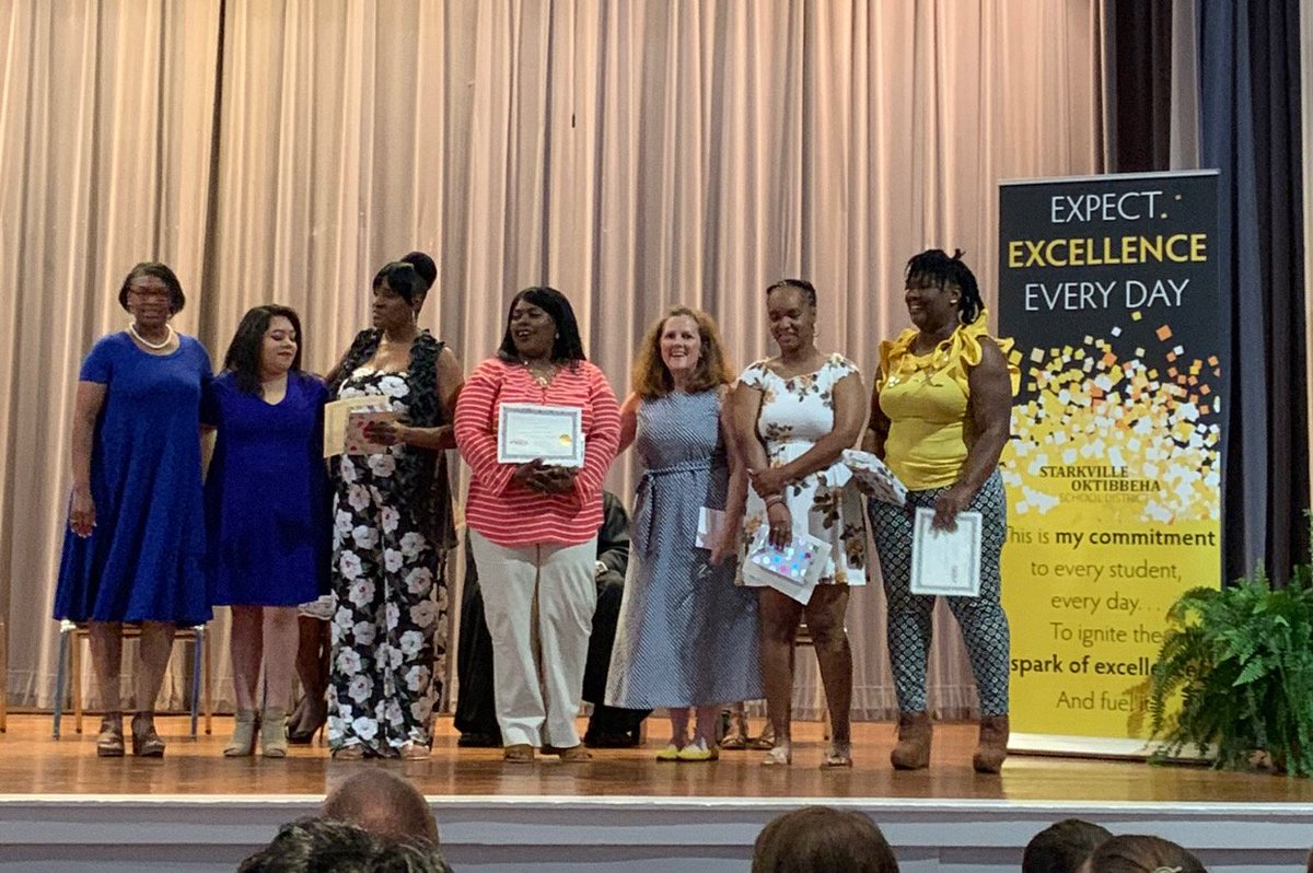 2ndChanceMS's tweet photo. EXPECT EXCELLENCE EVERY DAY!  A huge thank you to Starkville MS School District for inviting us join in celebrating these smart ladies!  Congratulations to Laquiette Bell, Temiko Davis, Patricia Hernandex, Anita Howard, Katala Weaver and Akeela Sudduth!  JOB WELL DONE! https://t.co/3YFpejx0Ny