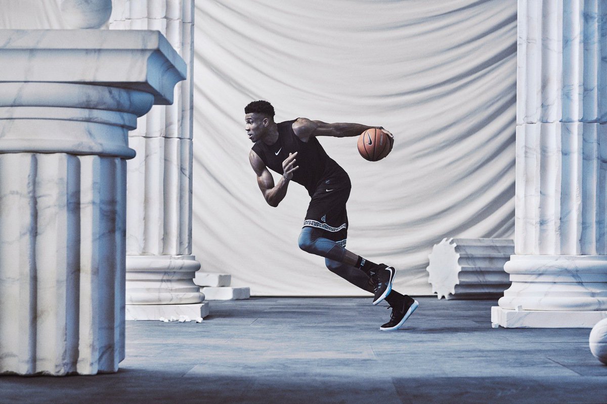 2_locker's tweet photo. Debut del calzado signature de Giannis Antetokounmpo, los Nike Zoom Freak 1 en honor a sus raices griegas

Lanzamiento 1Jul en https://t.co/LmvYbChsLR

#giannis #nike #zoomfreak1 https://t.co/4Kb3XRton1