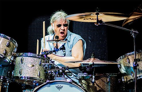 Happy birthday mr. Ian Paice
June 29, 1948 