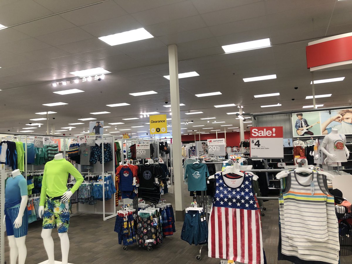 Great ad execution,instocks, and brand being driven by our dedicated owners! 1818 is ready to crush sales this weekend! #readyforthe4th <a href="/BenjaminOnza/">Benjamin onza</a> <a href="/justynathan/">Justin White</a> <a href="/KrystalReyes132/">Krystal Reyes</a>