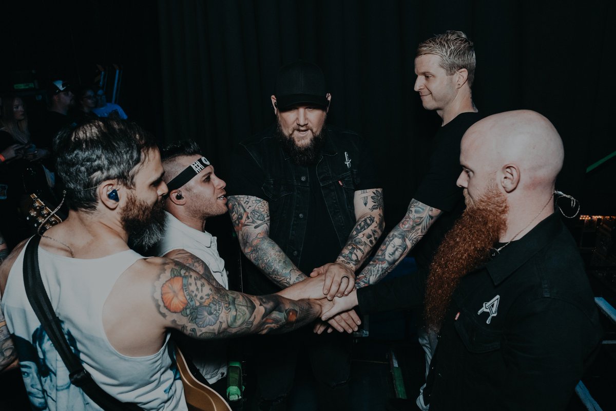 Alright <a href="/rockstardisrupt/">RockstarDisrupt</a>, we are officially here. Atlanta, catch our set today at 6:00 pm on the main stage!
📸: <a href="/rayduker/">Ray Duker</a>