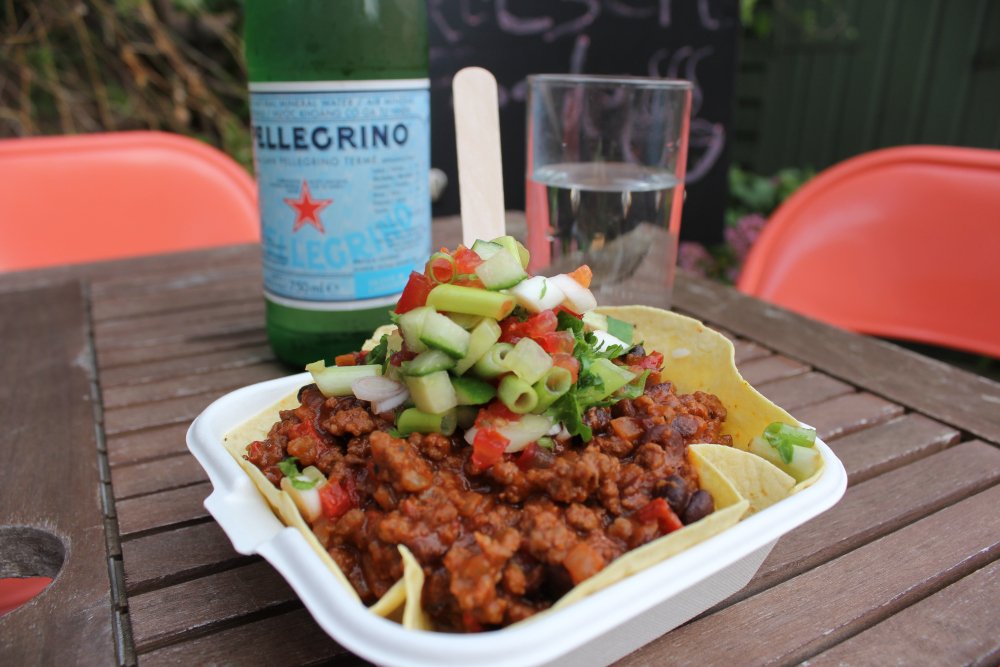 thestrings07's tweet image. Hi Everyone..

Pad Cha &amp;amp; Chilli will begin trading tomorrow in Leigh Library Gardens at The Leigh Folk Festival - I'd love to see you there! #leighfolkfestival #southendstreetfood #leighonsea #southendonsea #streetfood