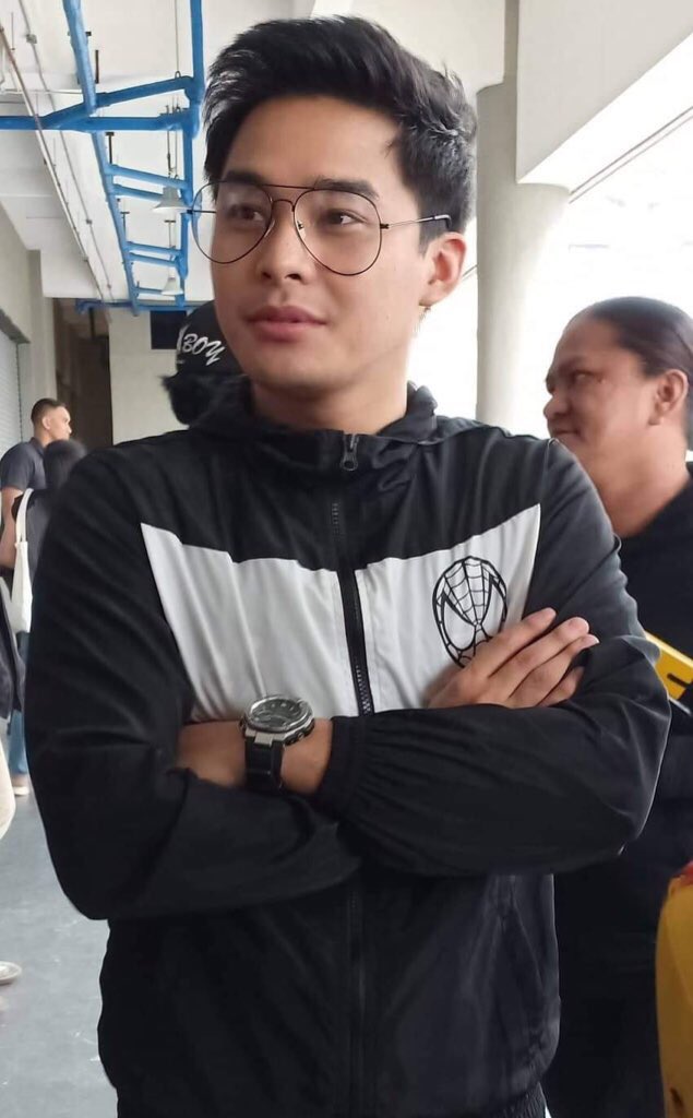 01_aww's tweet photo. Paano mag move on sa mukhang to?!!!!?? Tell me Paano? Hahaha! Putek ang gwapo eh, mukha palang solb kana ๐๐๐๐๐๐ @hashtag_mccoydl
#BlockZ #BlockZAdvisory https://t.co/eEyfDNoi1d