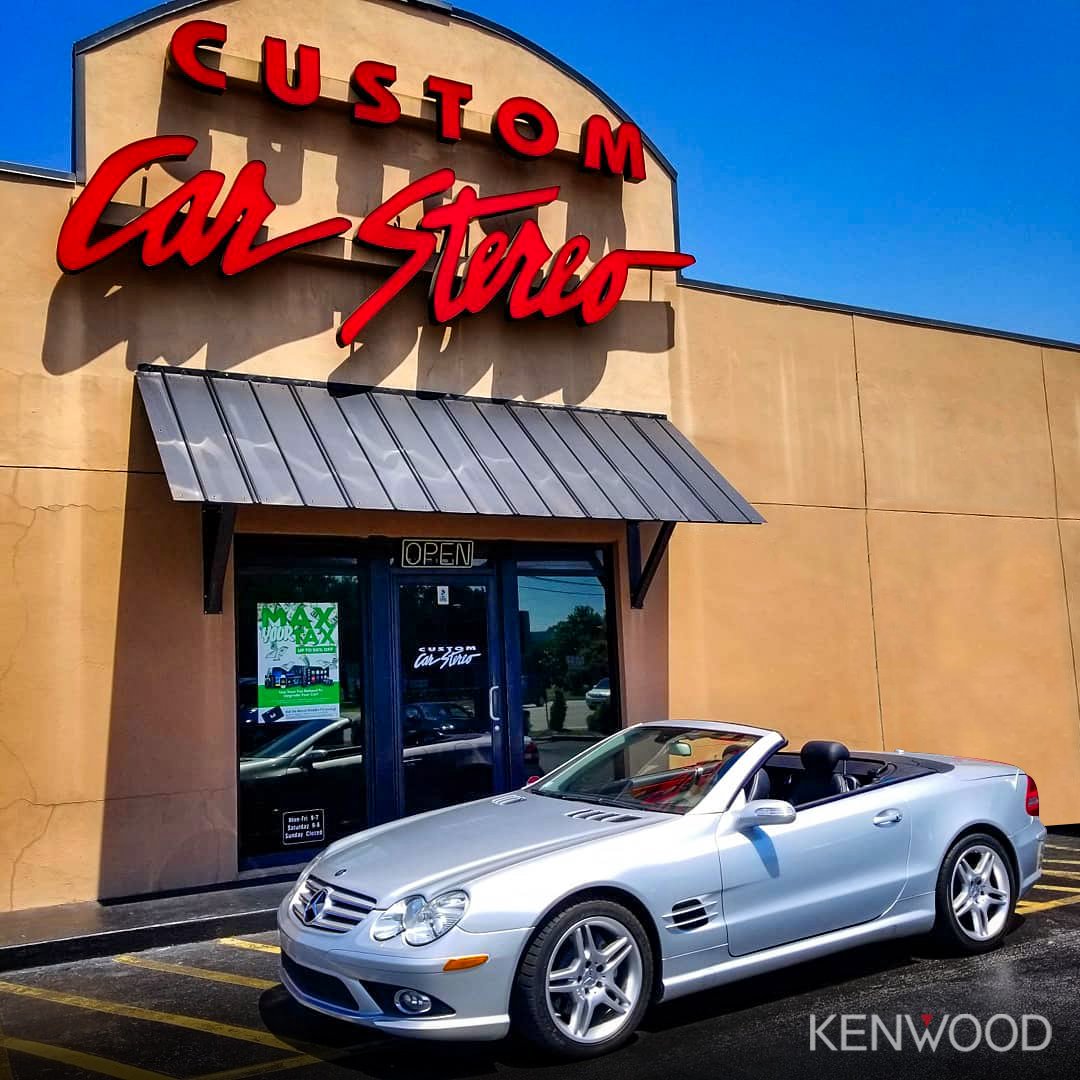 KENWOODUSA's tweet photo. Welcoming Summer the right way!🌞
@customcarstereosc
#kenwood #kenwoodexcelon #kenwoodusa #excelon #ddx6906s #mercedes #mercedesbenz #sl550 #amg #mercedesamg #sl550amg #headunit #headunitkenwood #caraudio #caraudiofab #caraudiosystem #caraudioaddicts #audiosystem #summer https://t.co/IwI0W1HJes