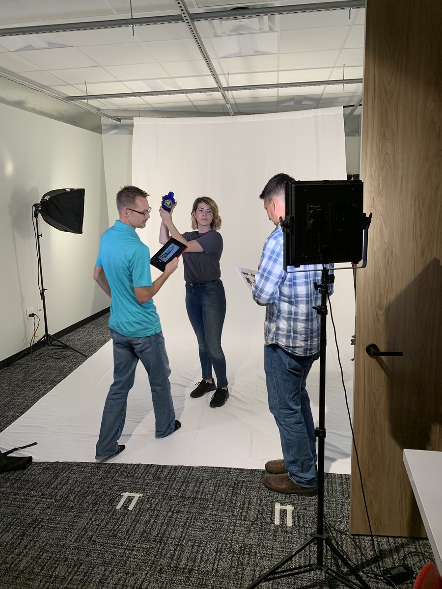 alyssabiere's tweet photo. Behind the scenes making the magic happen! #chilislove #chilislearning https://t.co/W3AXJ6XsXN