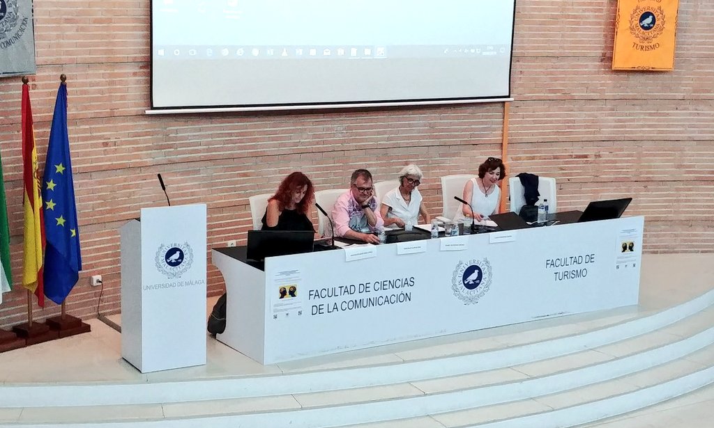 ENTRECULTURAS7's tweet photo. 🔶Mesa redonda🔶
En el Aula Magna, formación y práctica de ls traducción científica y biosanitaria: normas, convenciones y singularidades, con Gonzalo Claros, Isabel Jiménez y Luisa Fernández. Modera Ana Belén Martínez.
#ENTRECULTURAS7 https://t.co/VKnnqCln6g