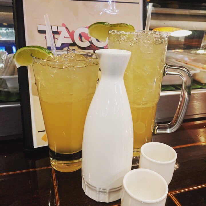 tacotech1's tweet photo. Taco Tech Happy Hour this Friday 4:30-6:30 $1 off drinks! 🍶🥂🍹Live Music 🎶 https://t.co/l2zh2U9ppQ
