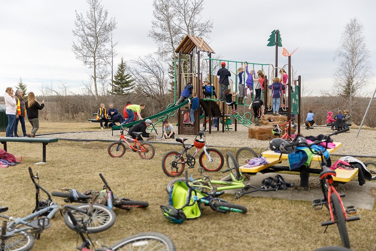 Last day of school for 2018/19! Thanks to all the teachers and administrators that have worked hard to create healthy and inclusive school communities over the past year. Have a wonderful, active summer! #schoolsout #summerishere