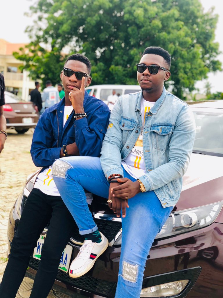 King_Isama's tweet photo. LFC was lit with the squad dem 💦💦👅 KMG 🏆⚡️⚡️⚡️ #streetsoflagos #lfc19 #LFC2019 https://t.co/sQbx432p7z