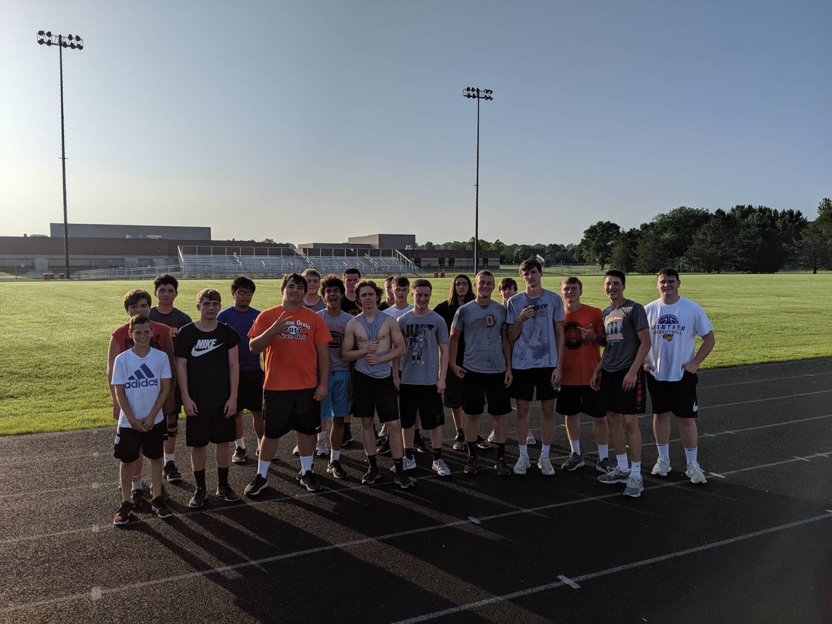 OrabsAD's tweet photo. Little smaller group this morning, but these guys got after it and finished a tough lift and agility workout to finish the week off! https://t.co/oUiAydVAQV
