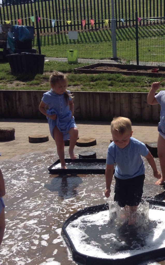 Miss Wright FS2 tweet media