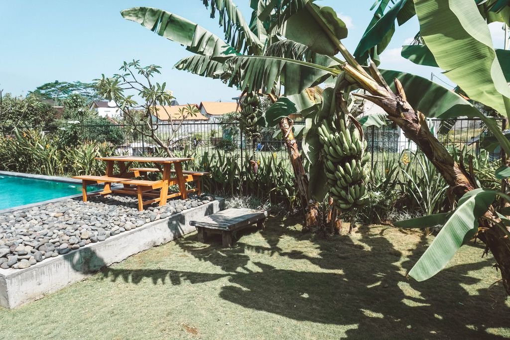 Born on the road. Our new Combat Lifestyle range is dropping very soon. Sign up here to get the first look, and a 10% discount on your order: barehands.co