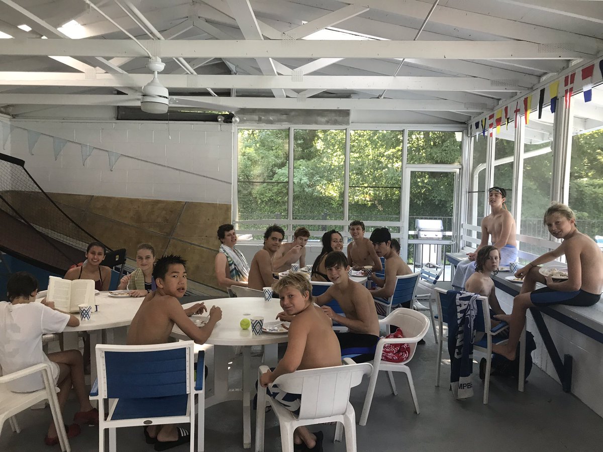 pancake breakfast for the whole marlin family!! thanks for all the help parents we could not do it without you❤️. #marlinfam #squadup <a href="/swimNVSL/">Northern Virginia Swimming League</a> <a href="/swimninja/">Swim Ninja</a>