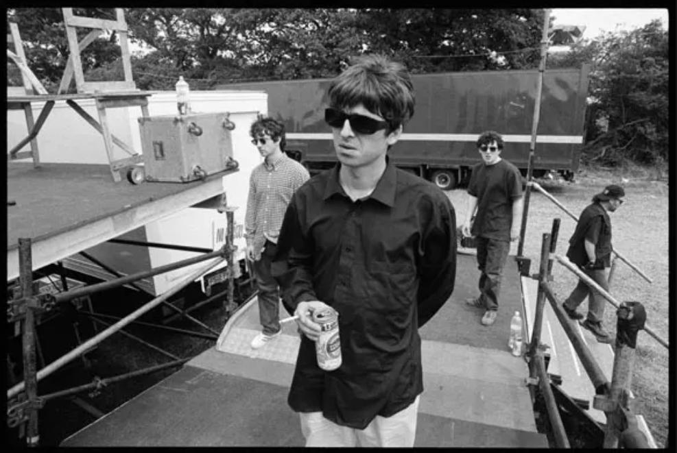 Oasis glastonbury best sale