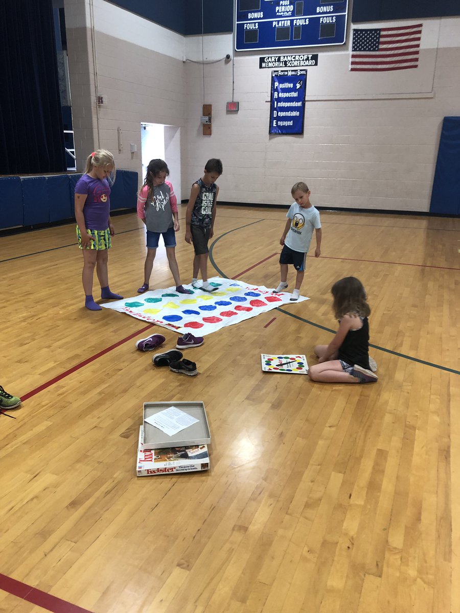 AlexandraLena22's tweet photo. Games Galore in Kids Klub. Large Board Games! #LFLeads #LFCCbeapartofagreatsummer #LFChildCare https://t.co/nD5lB6LSLZ