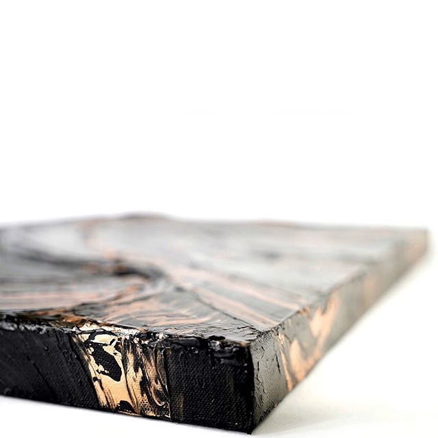 If you haven’t heard yet, all of the paintings from my black collection are on SALE in a very big way! So if you’ve been eying one of these beauties, this is your LAST CHANCE to scoop one up for yourself because this is the last of them.
⠀⠀⠀⠀⠀⠀⠀⠀… ift.tt/2XgcKJp