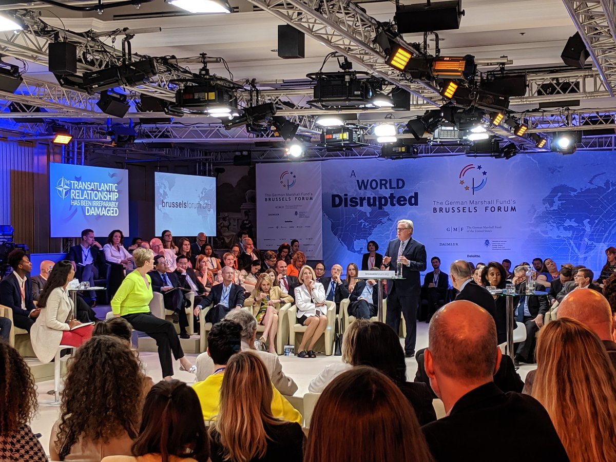 sedapapoyan's tweet photo. A powerful #Oxford_style #dabate at #BrusselsForum full of energy & insughtful thoughts on "The #transatlantic relationship has been irreparably damaged!" moderated by @JohnDonvan @IQ2US #WorldDisrupted #GMFinclusion @gmfus #TILN2019 https://t.co/QsAH593Z0l