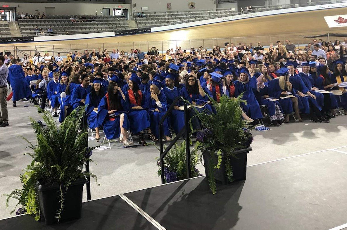 HDSB_SMiller's tweet photo. Congratulations to all the @HaltonDSB graduating students.  I wish you all the best as you start the next step in your journey! https://t.co/CG9HOhYngn